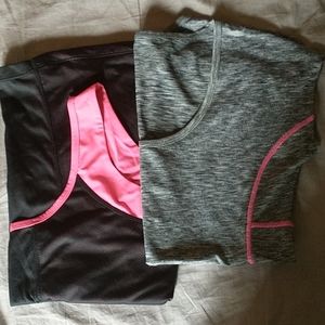 Set of 2 sport tee shirts 🏃🏽‍♀️